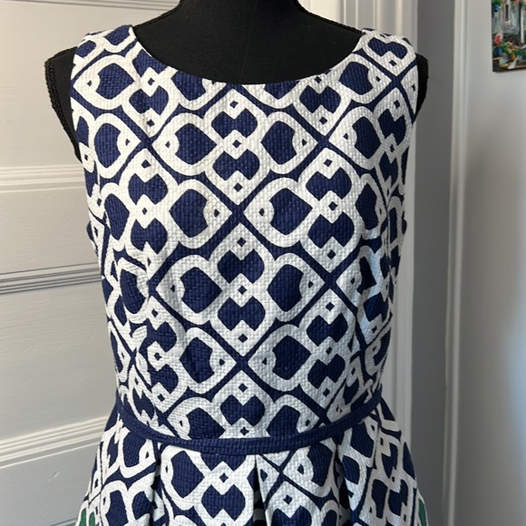 TAYLOR WOMENS DRESS SIZE 6 - Picture 2 of 12